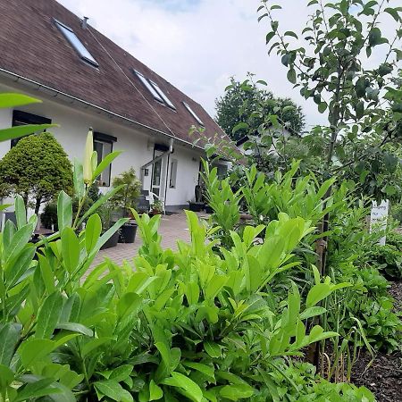 Landlust! Hotel Hoyerswerda Bagian luar foto