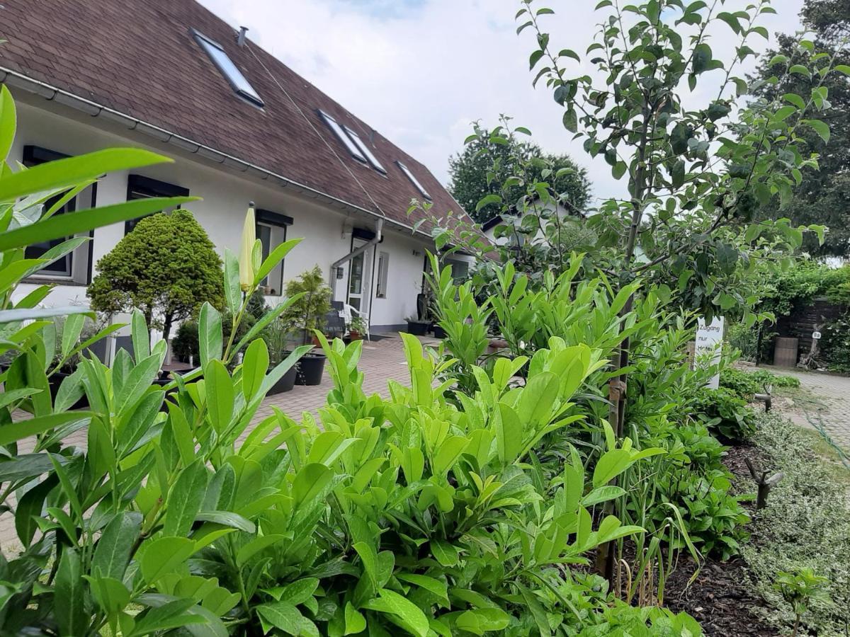 Landlust! Hotel Hoyerswerda Bagian luar foto